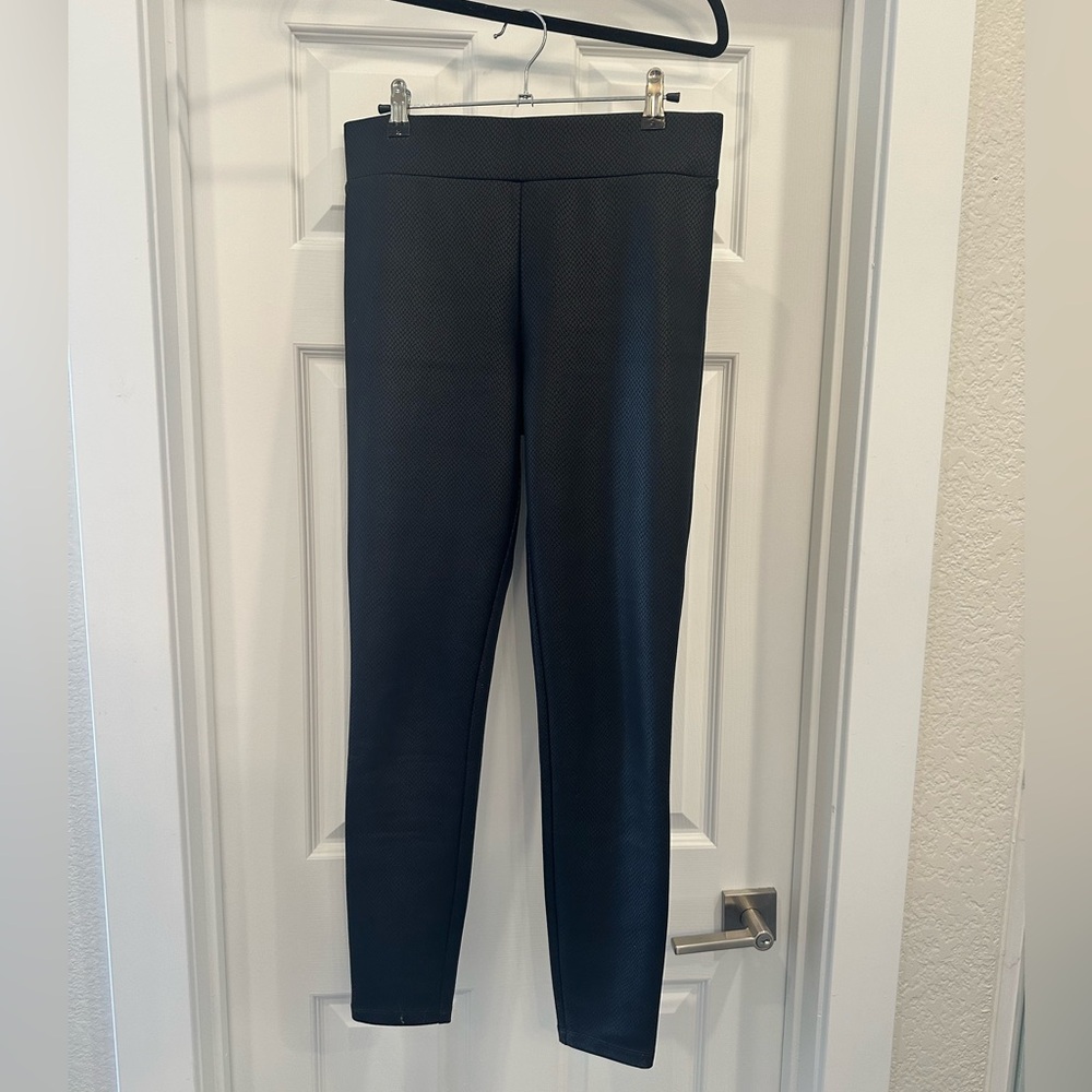 LOFT Black Leggings with Elastic Waistband and Full-Length Fit